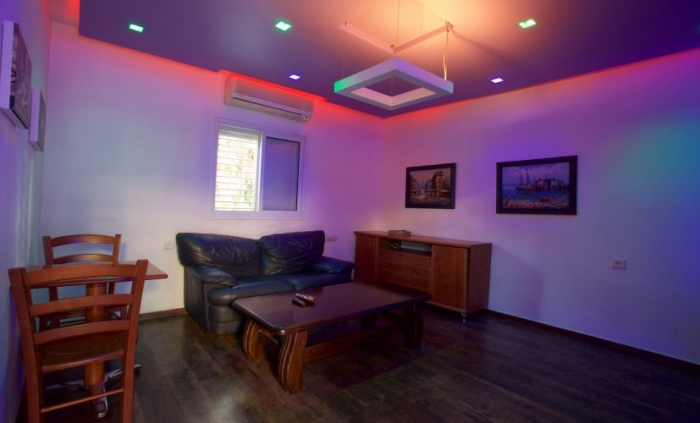 image-in-gallery