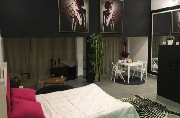 image-in-gallery