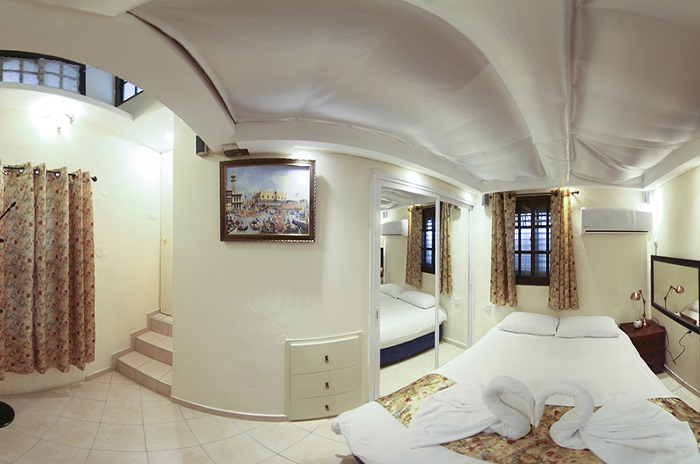 image-in-gallery