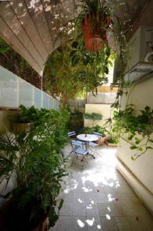image-in-gallery