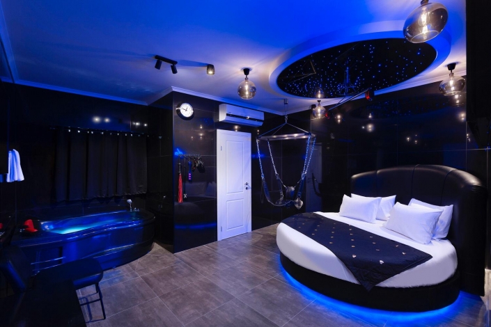 image-in-gallery